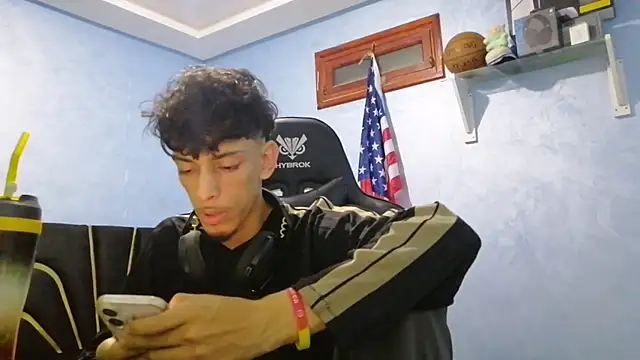 Snapshot of Dark_DesireX chatting on 21, 10, 2025 Dark DesireX online show from 21, 10, 2025