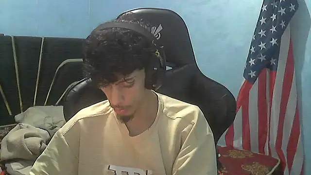 Snapshot of Dark_DesireX chatting on 20, 11, 2025 Dark DesireX online show from 20, 11, 2025