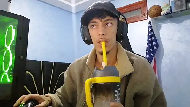 Snapshot of Dark_DesireX chatting on 24, 11, 2025 Dark DesireX online show from 24, 11, 2025