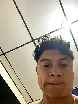 Snapshot of MR_MUSCLE chatting on 6, 11, 2025 MR MUSCLE online show from 6, 11, 2025