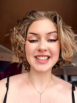 KellyKeler online show from 9, 4, 2026