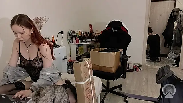 Snapshot of Remmy_Foxx_ chatting on 11, 10, 2025 Remmy Foxx  online show from 11, 10, 2025