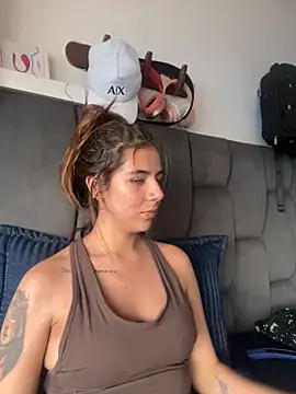 Snapshot of AllieYourGirl chatting on 11, 11, 2025 AllieYourGirl online show from 11, 11, 2025