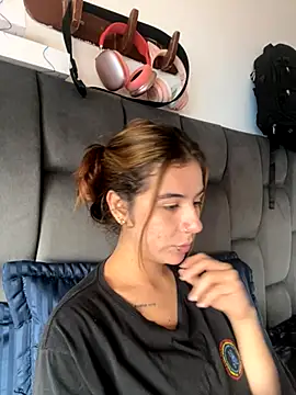 Snapshot of AllieYourGirl chatting on 13, 11, 2025 AllieYourGirl online show from 13, 11, 2025