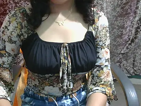 Snapshot of lovely_soniya chatting on 24, 6, 2026 lovely soniya online show from 24, 6, 2026