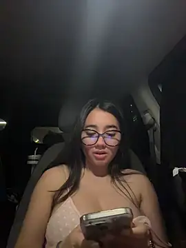 Michelle Zoe online show from 11, 6, 2026