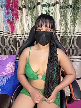 Snapshot of Ariana__Marie chatting on 17, 11, 2025 Ariana Marie online show from 17, 11, 2025