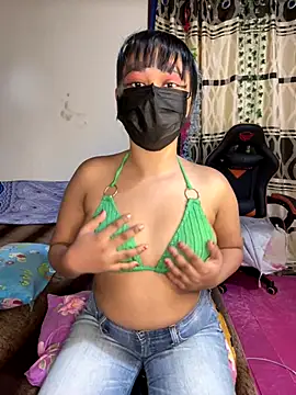 Snapshot of Ariana__Marie chatting on 24, 11, 2025 Ariana Marie online show from 24, 11, 2025