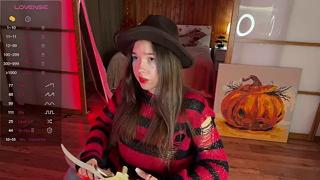 PlumyBun online show from 31, 10, 2025