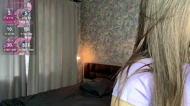 LoraDavi online show from 14, 4, 2026