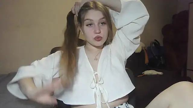 yourhoney Lola  online show from 25, 10, 2025