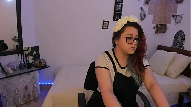Snapshot of Cherry_blush_ chatting on 20, 10, 2025 Cherry blush  online show from 20, 10, 2025