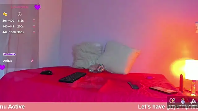 Zoe White  online show from 9, 9, 2025