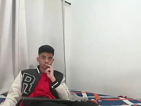 Snapshot of camillo_beischel_ chatting on 12, 9, 2025 camillo beischel online show from 12, 9, 2025