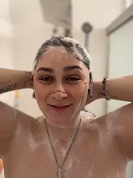 Alix Valentine online show from 25, 10, 2025