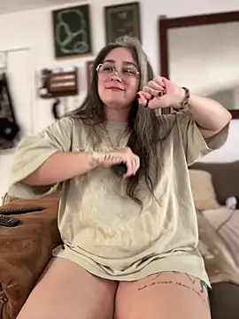 Alix Valentine online show from 18, 4, 2026