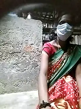 Snapshot of Tamilauntyhot chatting on 24, 10, 2025 Tamilauntyhot online show from 24, 10, 2025