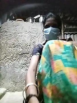 Snapshot of Tamilauntyhot chatting on 27, 10, 2025 Tamilauntyhot online show from 27, 10, 2025