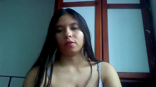 Snapshot of Abbiprada chatting on 20, 12, 2025 Abbiprada online show from 20, 12, 2025