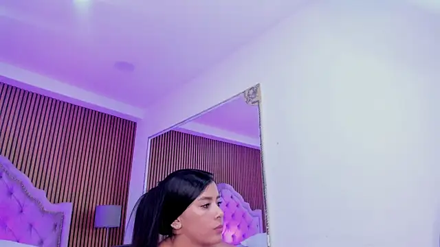 SelenaStonne online show from 7, 11, 2025