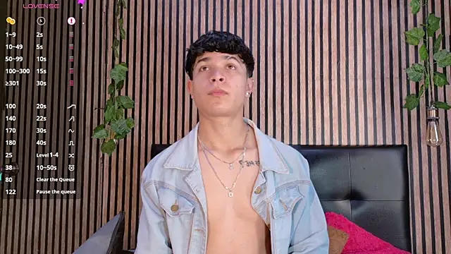 Snapshot of Felipe_boy1 chatting on 11, 9, 2025 Felipe boy1 online show from 11, 9, 2025