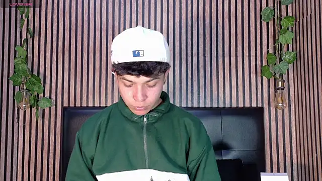 Snapshot of Felipe_boy1 chatting on 25, 9, 2025 Felipe boy1 online show from 25, 9, 2025