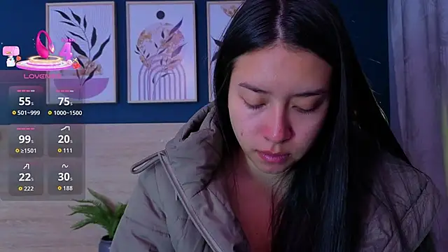 SarahMiler  online show from 10, 3, 2026