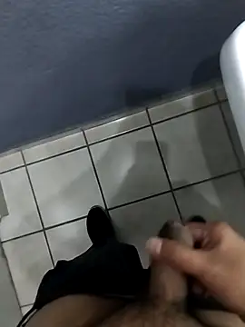 Snapshot of Leofj007 chatting on 21, 11, 2025 Leofj007 online show from 21, 11, 2025