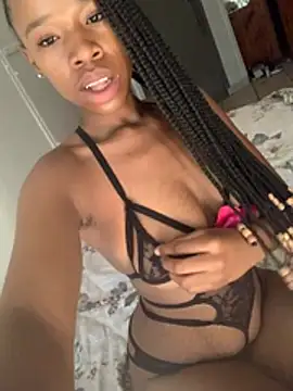 pureev23Bigmomma online show from 25, 2, 2026