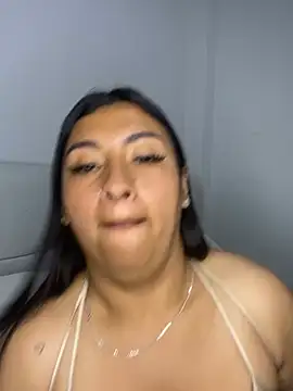 Issa Santana online show from 12, 2, 2026