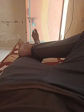 Snapshot of silvaa89 chatting on 9, 11, 2025 silvaa89 online show from 9, 11, 2025