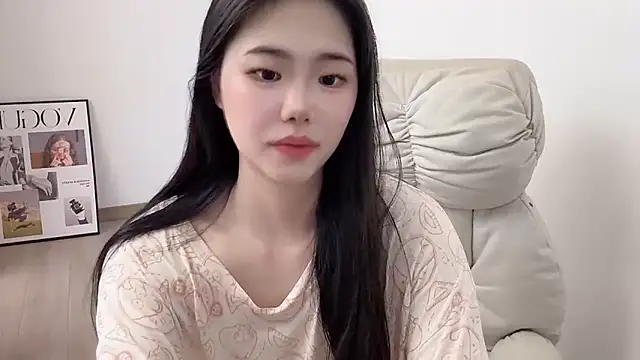 Snapshot of suki-1 chatting on 18, 7, 2026 suki-1 online show from 18, 7, 2026