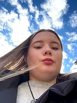 Snapshot of StephanieMur chatting on 1, 10, 2025 StephanieMur online show from 1, 10, 2025