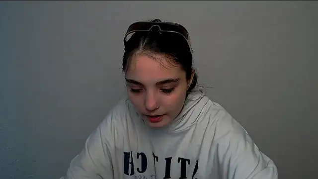 Sun Shine   online show from 1, 11, 2025