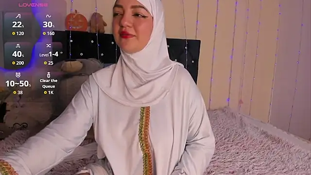 Snapshot of Dana-Alabi chatting on 25, 11, 2025 Dana-Alabi online show from 25, 11, 2025