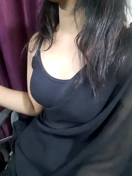 Snapshot of Monalisa670 chatting on 12, 11, 2025 Monalisa670 online show from 12, 11, 2025