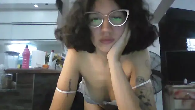 loliporomero online show from 2, 11, 2025