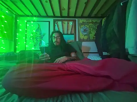 Snapshot of bigdickkane300 chatting on 8, 10, 2025 bigdickkane300 online show from 8, 10, 2025