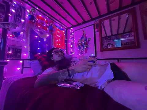 Snapshot of bigdickkane300 chatting on 4, 5, 2026 bigdickkane300 online show from 4, 5, 2026