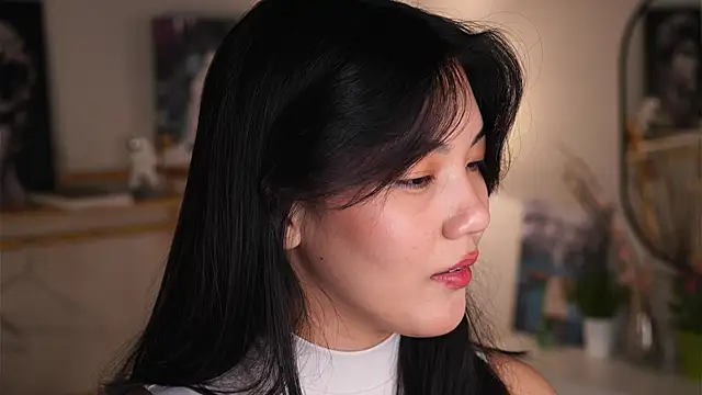 MoiraEger online show from 29, 9, 2025