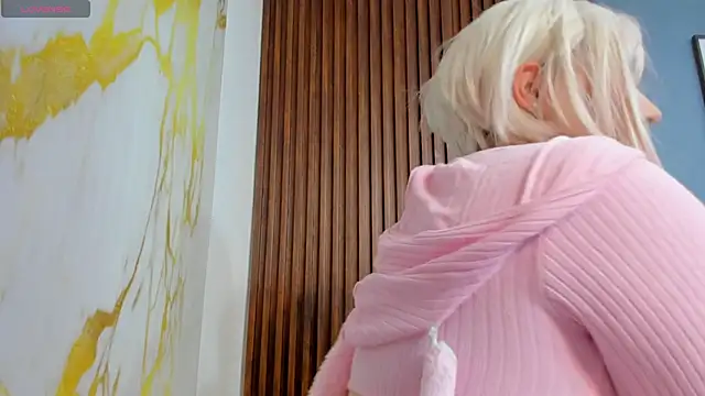 hinata dolly online show from 24, 9, 2025