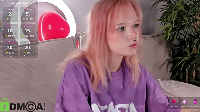 Molly Platt online show from 10, 2, 2026