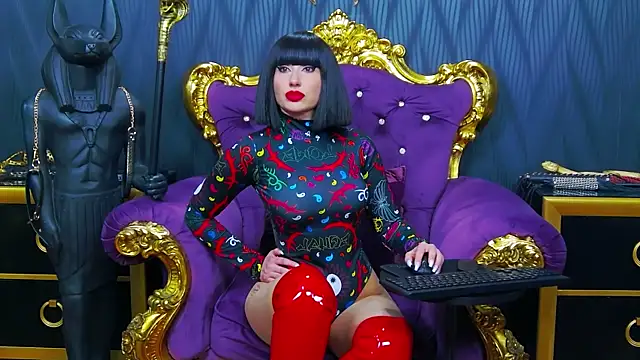 LaraMaeve online show from 19, 4, 2026