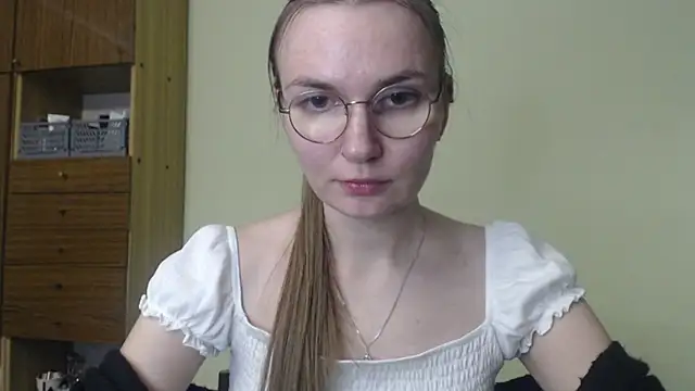 LooveELLYx online show from 20, 12, 2024