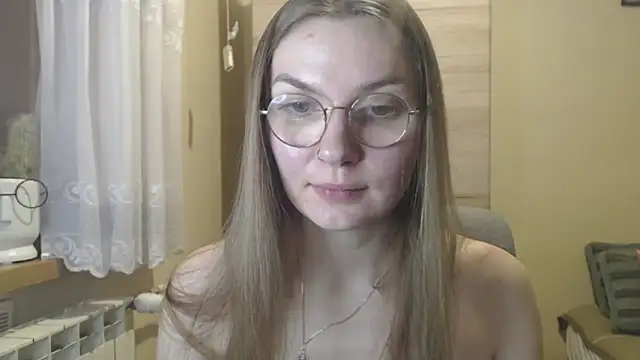 LooveELLYx online show from 27, 12, 2024