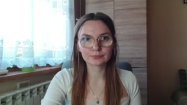 LooveELLYx online show from 5, 11, 2025