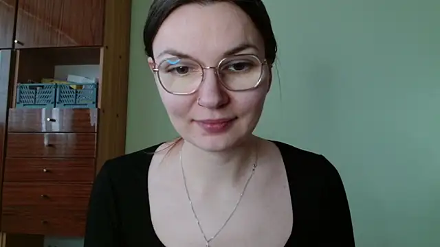 LooveELLYx online show from 10, 2, 2026