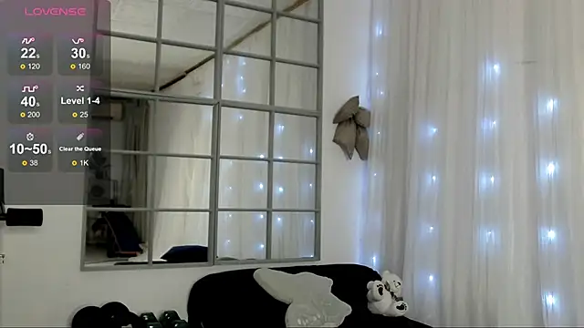 SarahRaynex online show from 31, 5, 2026