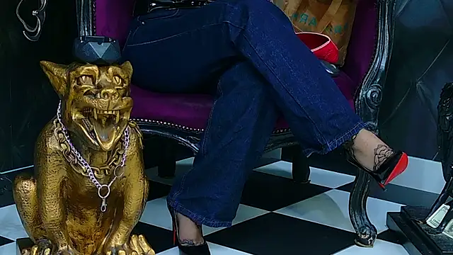 Snapshot of FinDomKaya chatting on 1, 5, 2026 FinDomKaya online show from 1, 5, 2026
