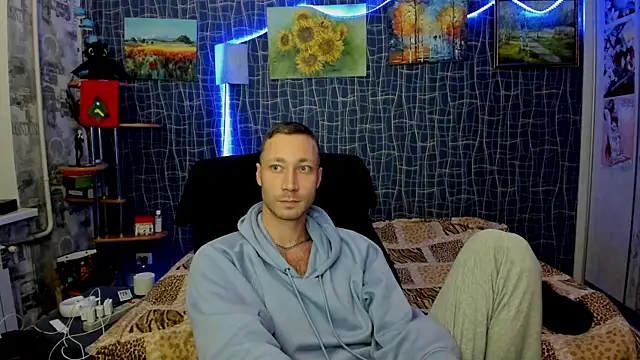 CuteBoy228 online show from 8, 1, 2026